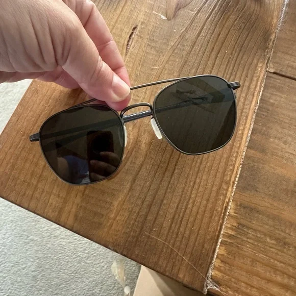 KREWE Audubon polarized Matte Gunmetal Titanium Sunglasses  display picture 1